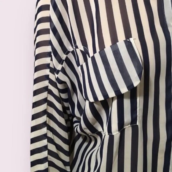 ❤️UmGee Navy Blue Stripe Sheer Business Blouse Large Pockets Oversized Shirt ❤️ - Picture 3 of 6